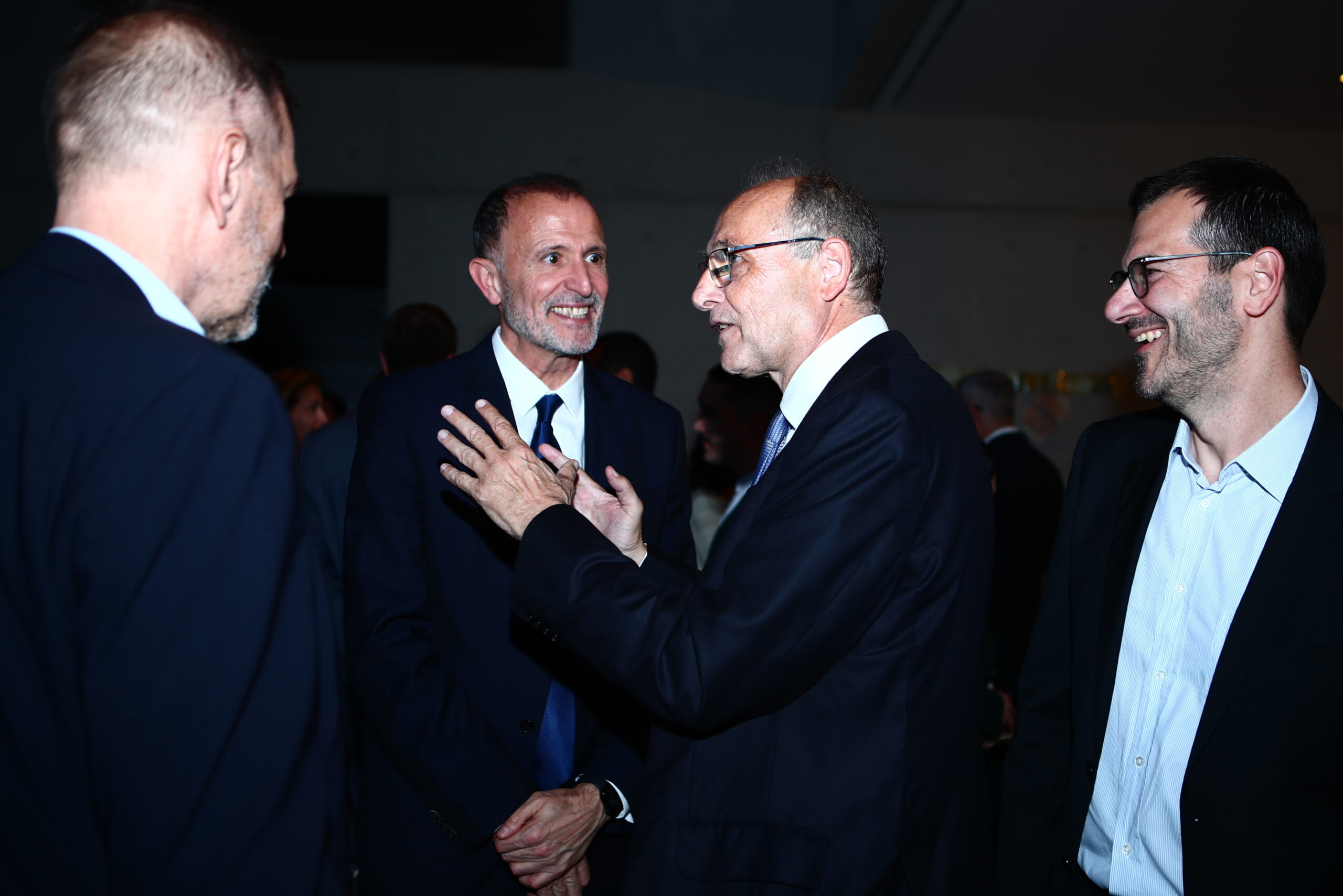 Ευρωλίγκα: Στο VIP Gala Dinner ο Παρθενόπουλος με τους Αγγελόπουλους (pics)