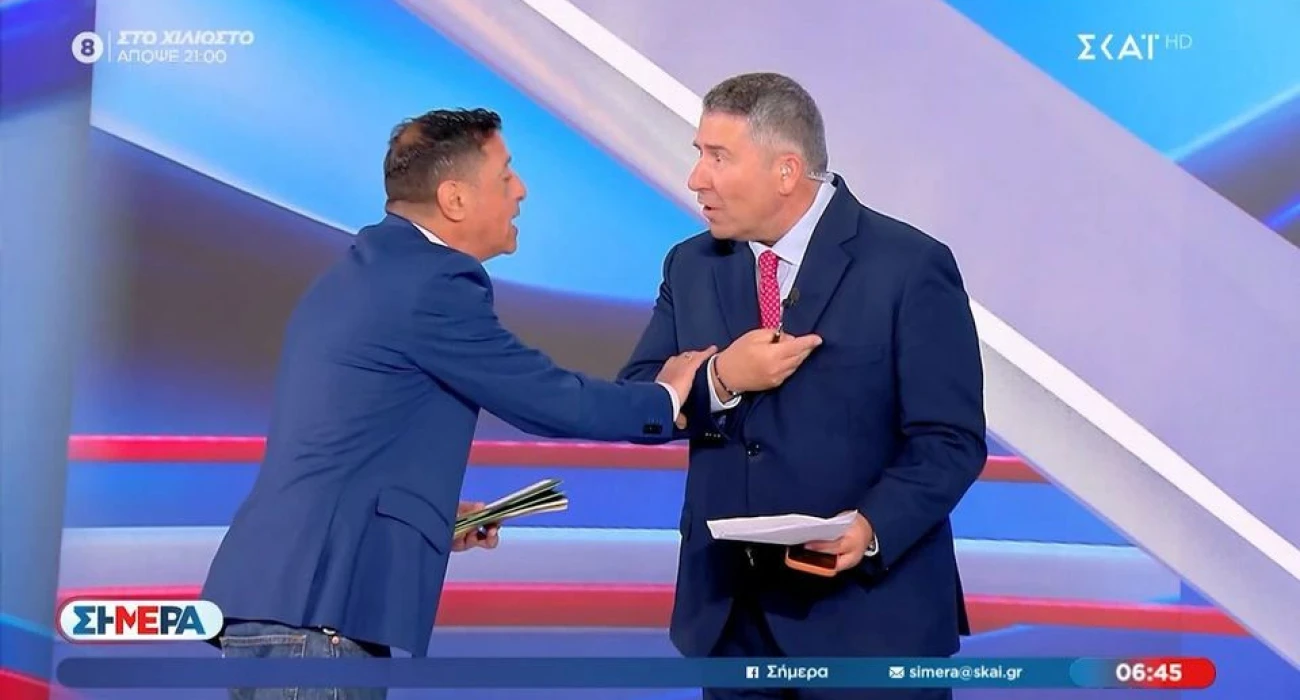 Απάντησε ο Παυλόπουλος σε Οικονόμου για το «τέταρτο αστεράκι ραμμένο»