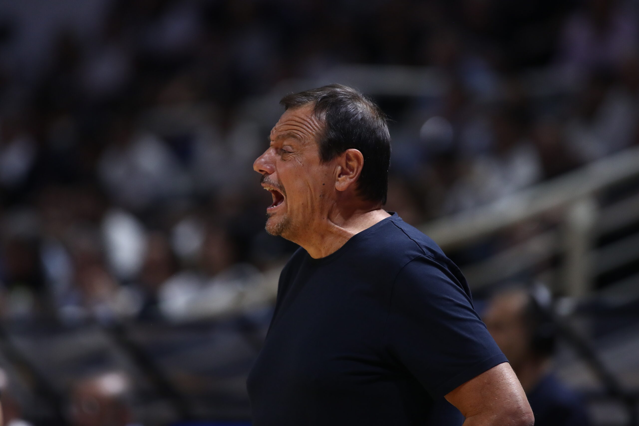 Ατάκες φωτιά από Αταμάν: «Συγχαρητήρια στον Ολυμπιακό, εμείς το πρωτάθλημα - Ξέρετε με πόσους ξένους παίζει»