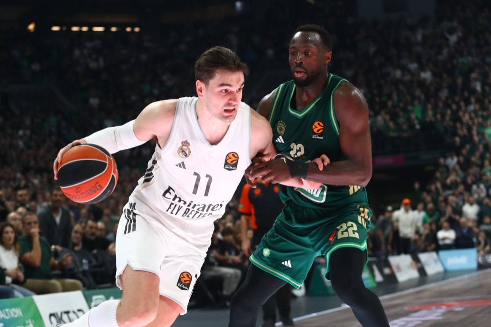 Ανατροπή με Χεζόνια: Πληρώνει το NBA out και... μένει Ευρώπη