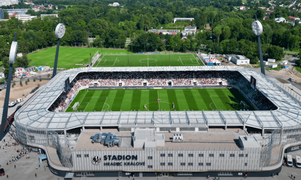 Malsovicka Arena: Το γήπεδο που θα παίξει ο Παναθηναϊκός με τα... γλειφιτζούρια