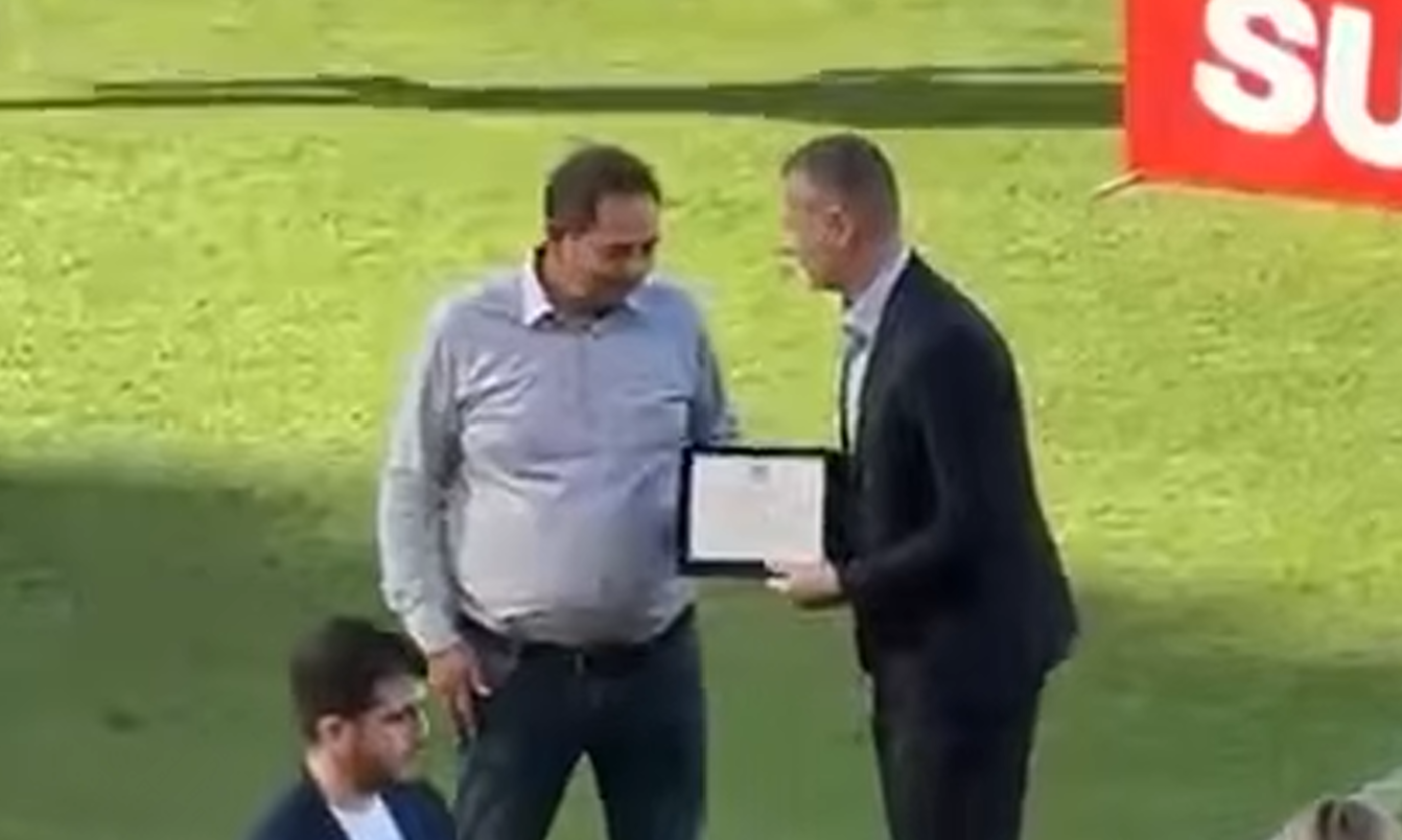 Παναθηναϊκός: Η Κηφισιά τίμησε τον Κοτσόλη (vid)
