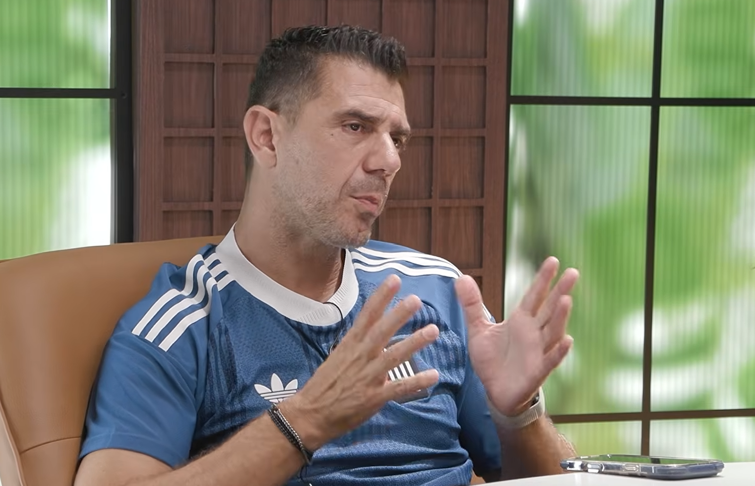 Κατσουράνης: «Η ΑΕΚ θα πάρει το πρωτάθλημα» (vid)