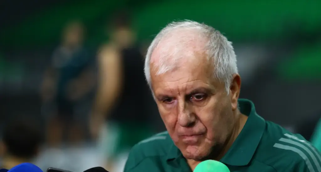 Ομπράντοβιτς: «Ερώτηση που θα μου κάνετε όλη τη σεζόν...» - Η απάντηση για πιθανή μεταγραφή σέντερ