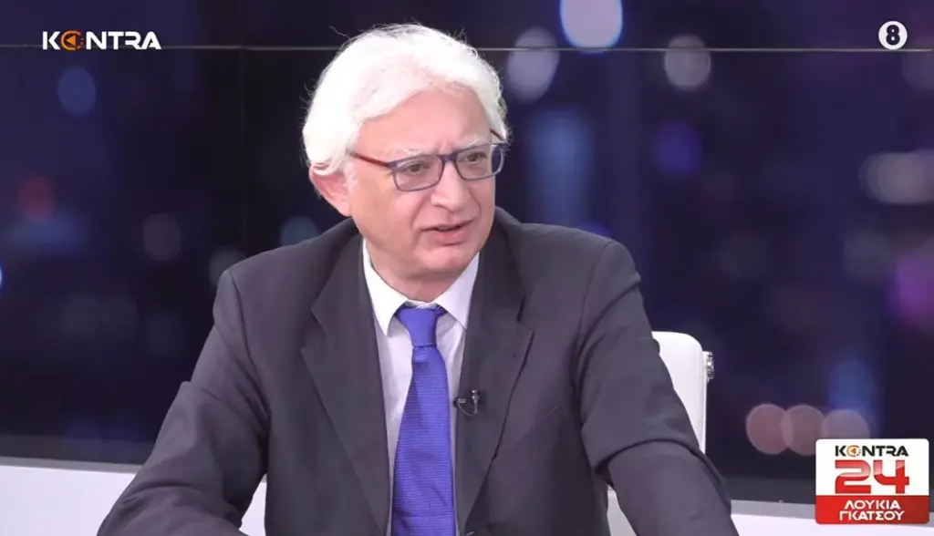 «Επιβεβαιώνω ότι… τσακώθηκαν ο Σαμαράς με τον Καραμανλή για Ομπράντοβιτς και Μπαρτζώκα»
