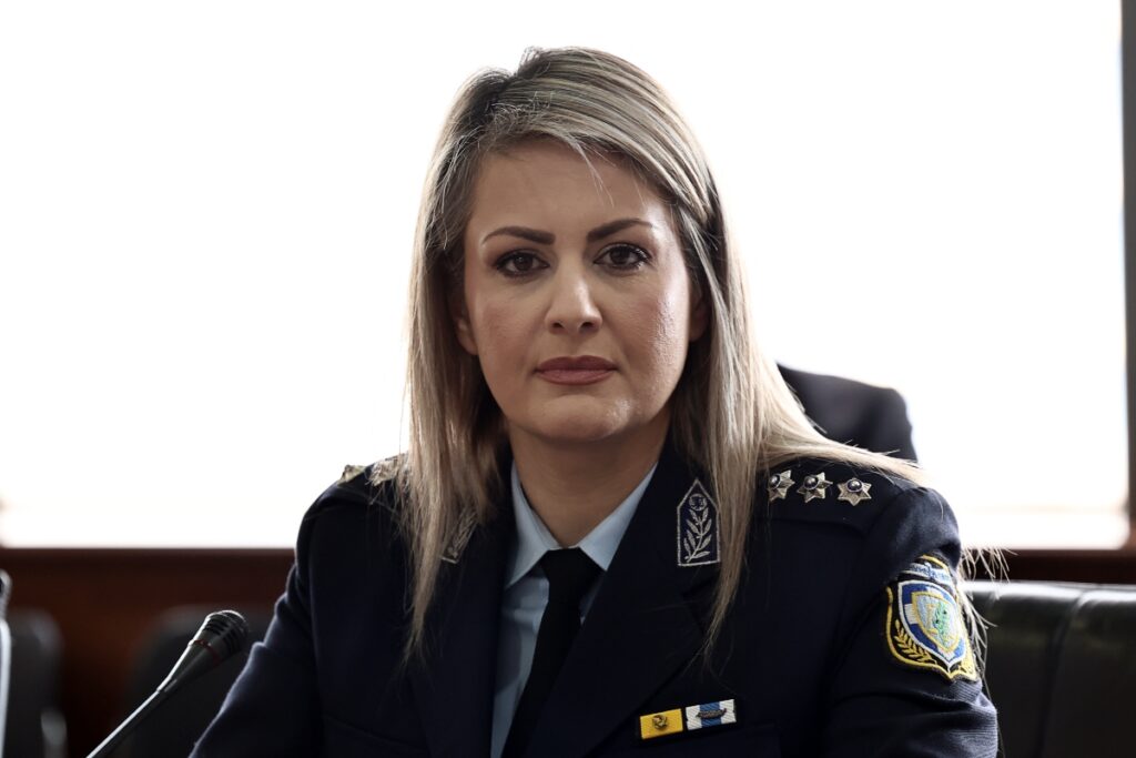 Δημογλίδου: «Βρέθηκε μεγάλο χρηματικό ποσό και στους έξι συλληφθέντες»