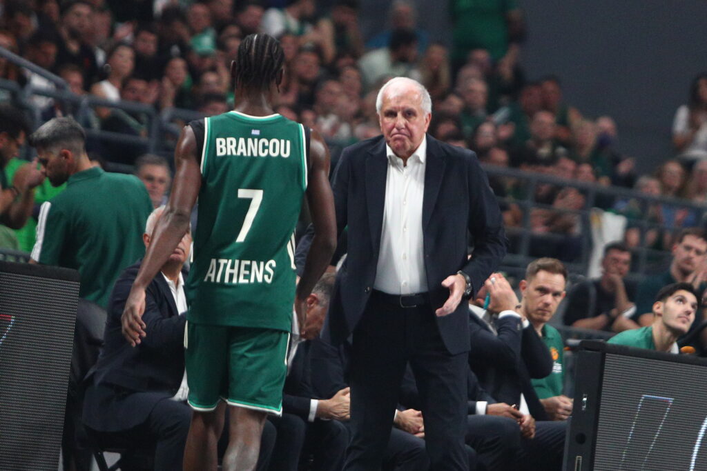 Μετά από χαμένο καλάθι: Η απίθανη αντίδραση του Ομπράντοβιτς προς τον Μπαντιό